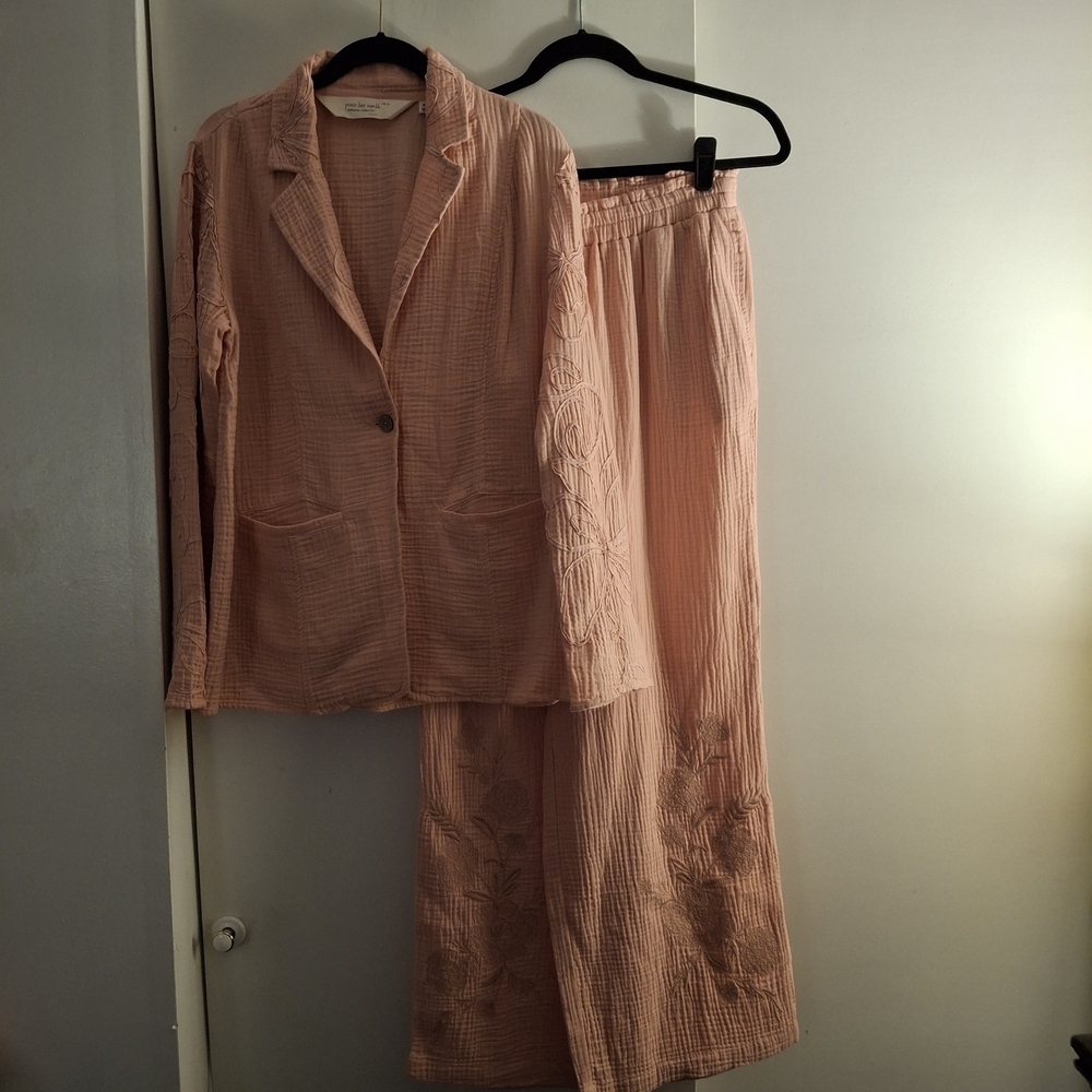 Peace Love World Boheme Women's Peach Jacket And Pants Set